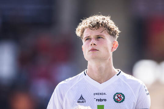 Örebros Erik McCue