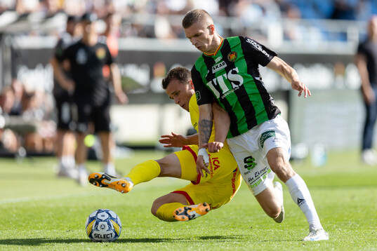 Kalmars Simon Skrabb och GAIS Lucas Hedlund
