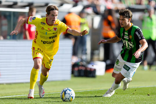 Kalmars Johan Karlsson och GAIS William Milovanovic