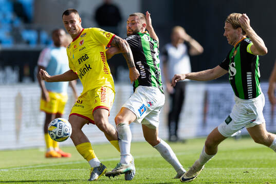 Kalmars Melker Hallberg och GAIS Axel Norén