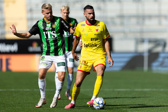 GAIS Joackim Åberg och Kalmars Dino Islamovic