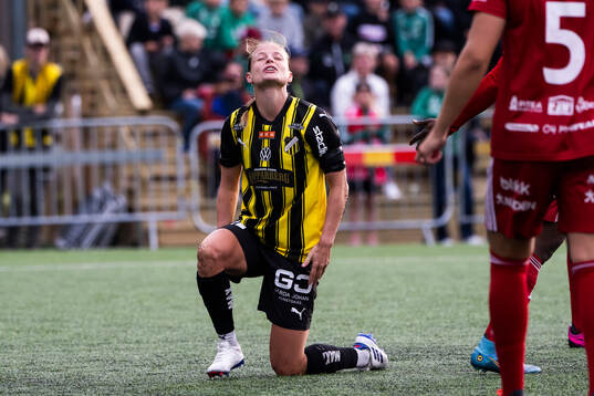Häckens Anna Anvegård deppar