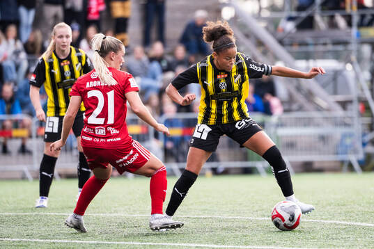 Häckens Felicia Schröder