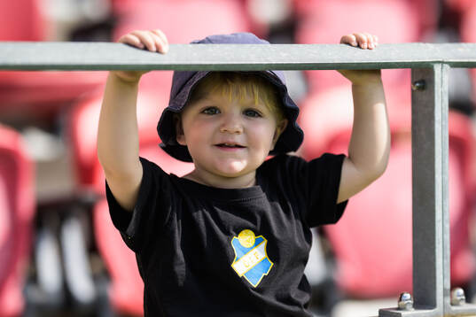 Ung Östersupporter
