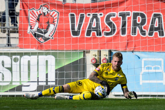 Östers målvakt Robin Wallinder