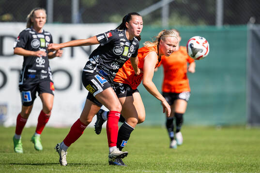 Kristianstads Hlin Eiriksdottir och KIF Örebros Áslaug