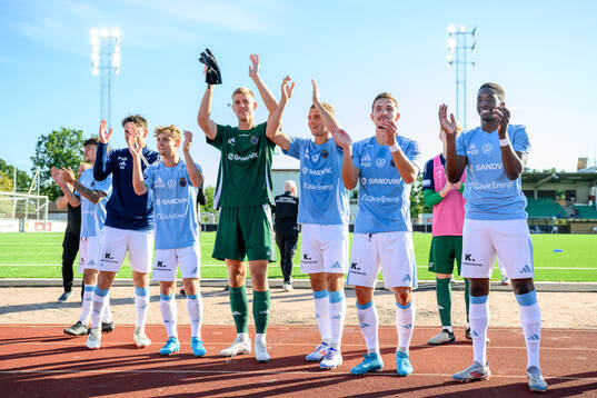 Gefles målvakt Mathias Nilsson, Gustav Friberg, Lukas