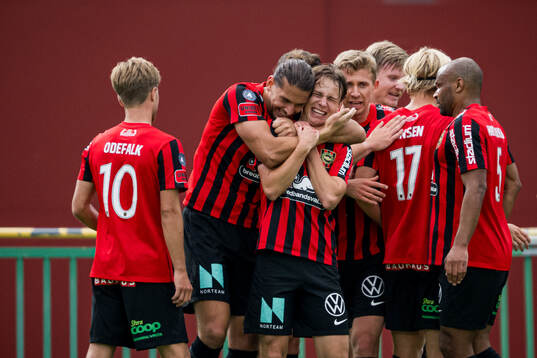 Brommapojkarnas Nikola Vasic och Alex Timossi Andersson
