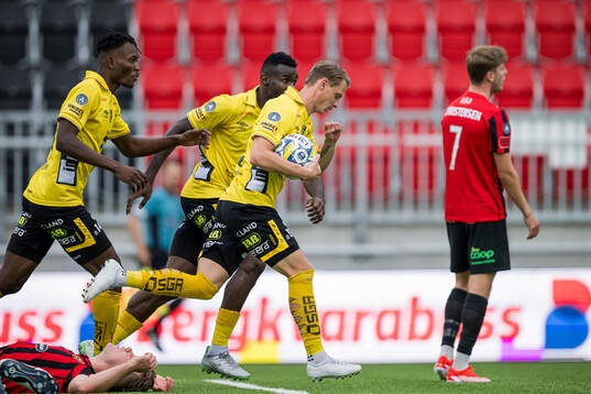Elfsborgs Simon Hedlund jublar