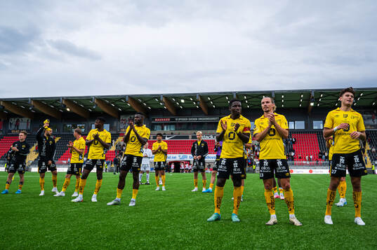 Elfsborgs spelare tackar publiken