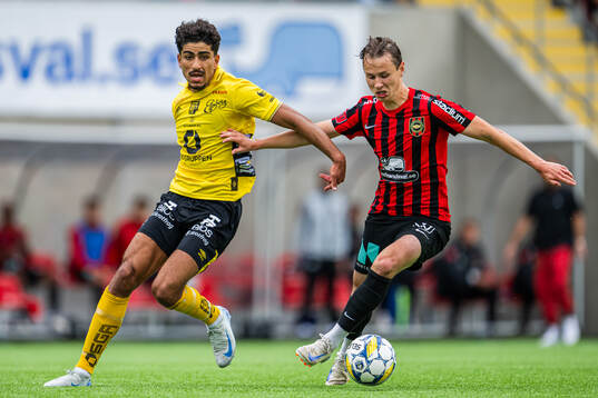 Elfsborgs Ahmed Qasem och Brommapojkarnas Alex Timossi