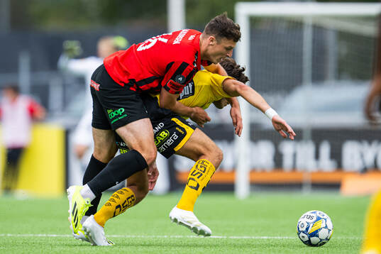 Brommapojkarnas Adam Skanning Jakobsen och Elfsborgs