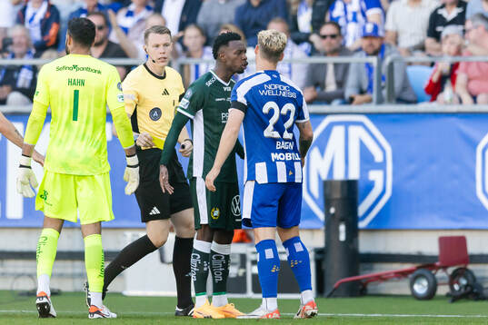Hammarbys Shaquille Pinas och IFK Göteborgs Nikolai Baden