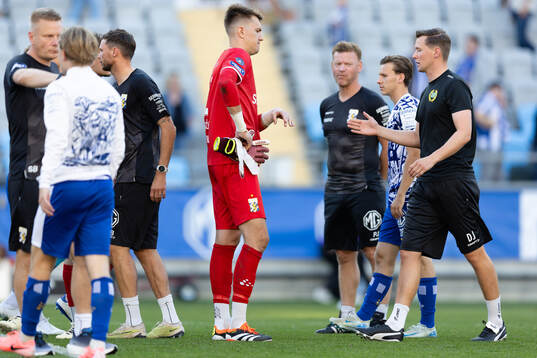 IFK Göteborgs målvakt Jacob Karlström deppar