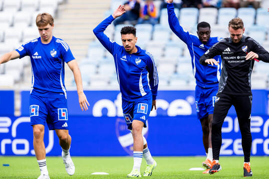 IFK Norrköpings Moutaz Neffati på uppvärmningen