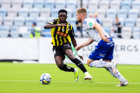 Häckens Zeidane Inoussa och IFK Norrköpings Dino Salihovic