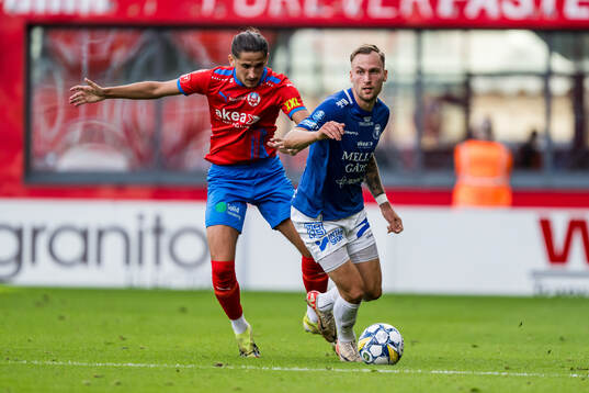 Helsingborgs Ervin Gigovic  och Trelleborgs Filip Bohman