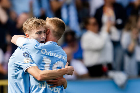 Malmö FFs Hugo Bolin och Anders Christiansen jublar