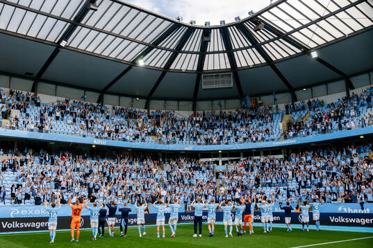 Malmö FFs spelare jublar