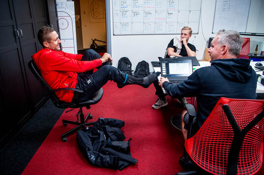 Malmö Redhawks tränare Tomas Kollar och assisterande