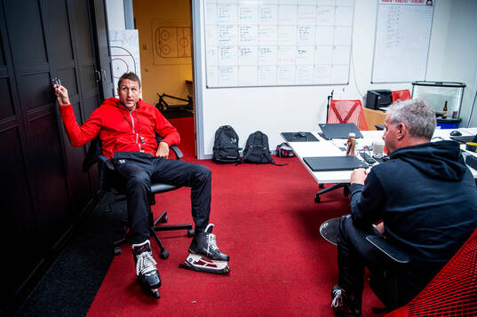 Malmö Redhawks tränare Tomas Kollar och assisterande