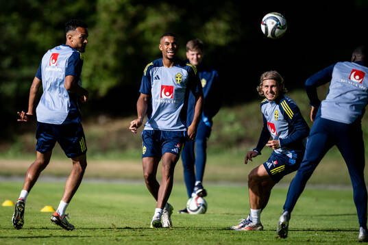 Alex Douglas, Isak Hien and Sebastian Nanasi of the Swedish
