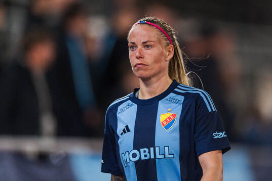 Djurgårdens Therese Åsland deppar