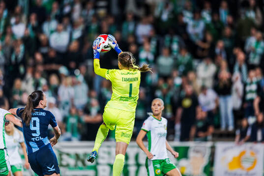 Hammarbys målvakt Anna Tamminen
