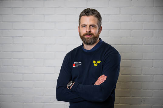 Damkronornas förbundskapten Ulf Lundberg