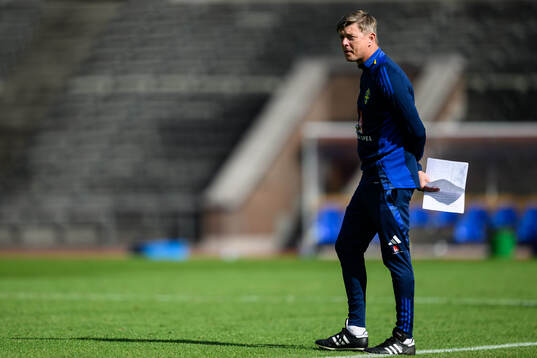 Head coach Jon Dahl Tomasson of the Swedish men's football
