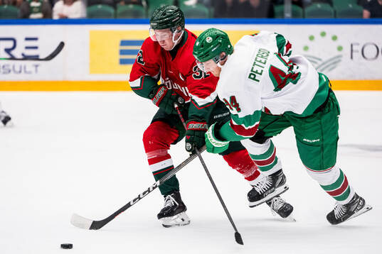 Frölundas Noah Hasa och Rögles Jacob Peterson