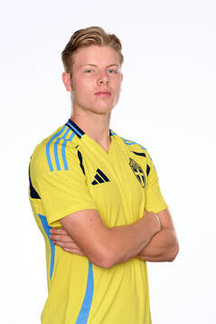 Nils Zätterström poses for at portrait