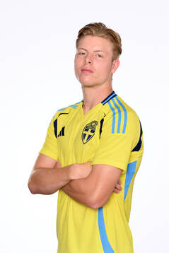 Nils Zätterström poses for at portrait