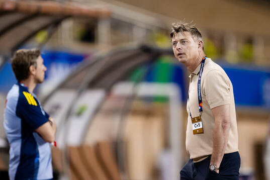 Head coach Jon Dahl Tomasson of Sweden