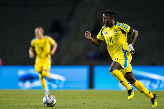 Anthony Elanga of Sweden