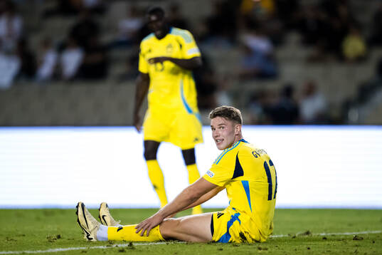 Viktor Gyökeres of Sweden looks dejected
