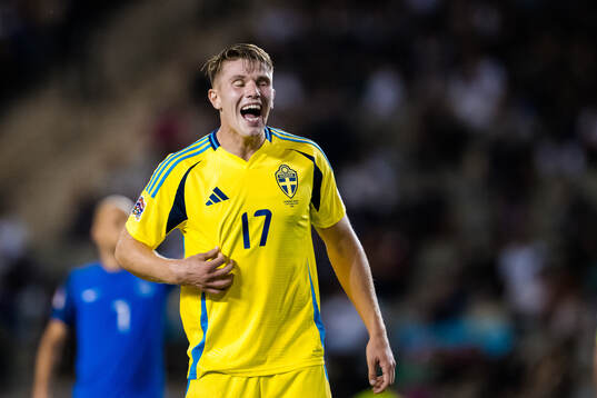 Viktor Gyökeres of Sweden looks dejected