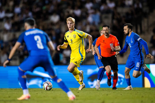 Lucas Bergvall of Sweden