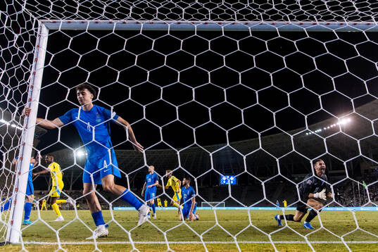 Alexander Isak of Sweden scores the 0-1 goal behind
