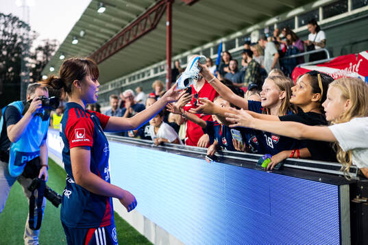 FC Rosengårds Momoko Tanikawa lämnar över sina