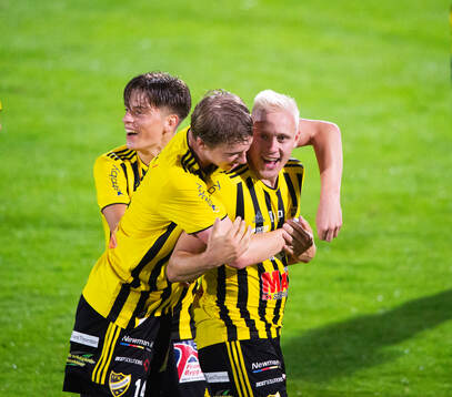 IFK Hässleholms Alexander Sjöström har gjort 2-0 och