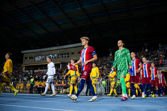 Martin Ødegaard, goalkeeper Ørjan Håskjold Nyland and