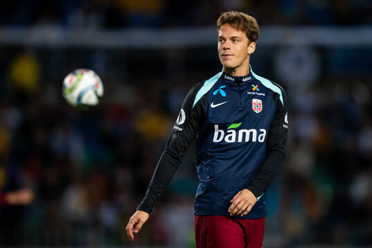 Felix Horn Myhre of Norway warms up