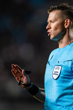 Referee Allard Lindhout