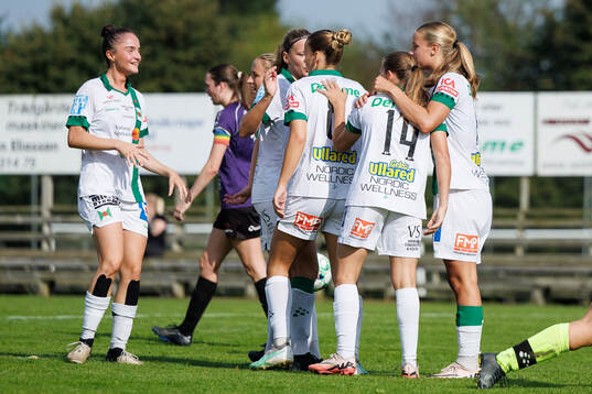 Varbergs spelare jublar