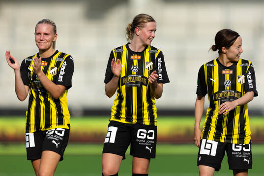 Häckens Josefine Rybrink, Emma Östlund och Hikaru Kitagawa