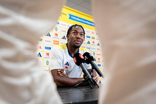 Anthony Elanga of the Swedish men's football national team