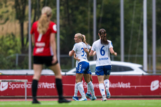 Marie Moen Preus of Kolbotn celebrates