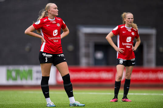 Alva Farstad Skåla of Arna-Bjørnar looks dejected