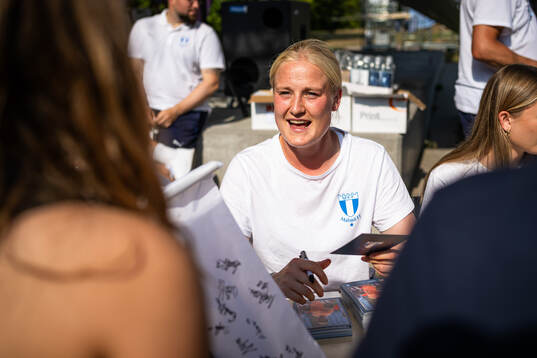 Målvakt Kathrine Larsen